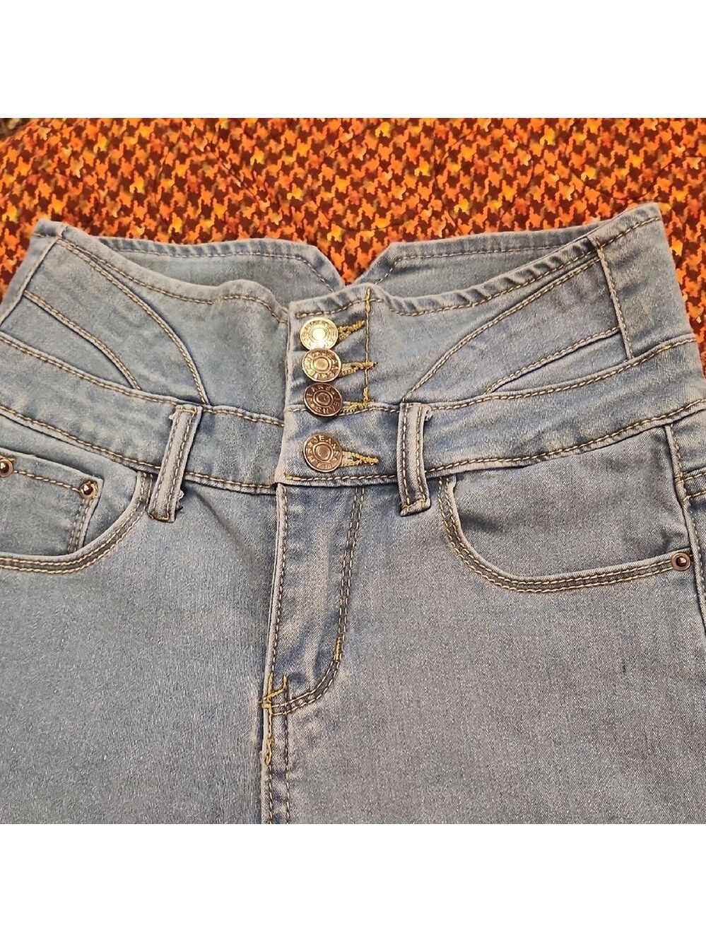 SHEIN High Waist Denim Shorts Light Blue - Picture 2 of 11